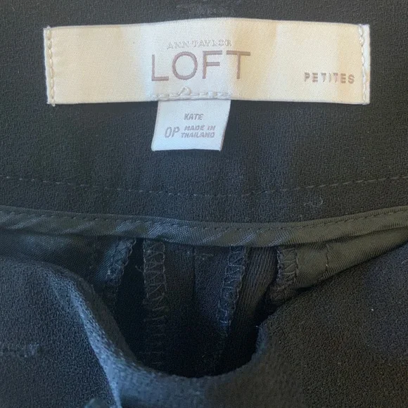 ANN TAYLOR KATE PETITE BLACK STRAIGHT LEG | Size 0P - Picture 2 of 6